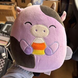 Alexie the Halloween Cow Squishmallow